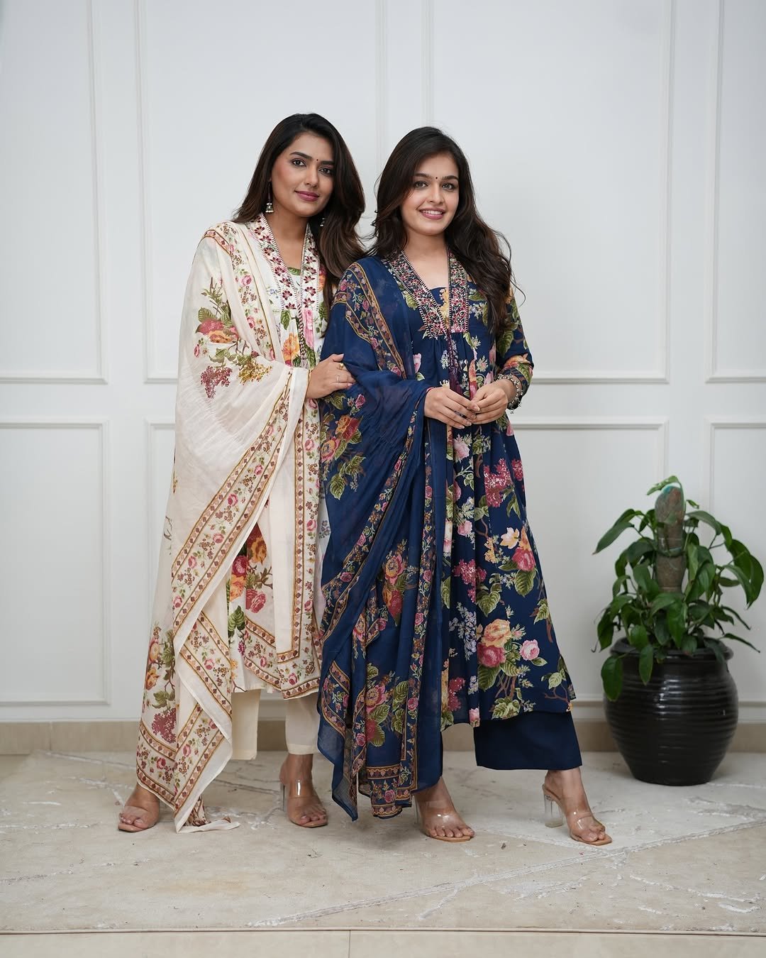 Collar Embroided Suit