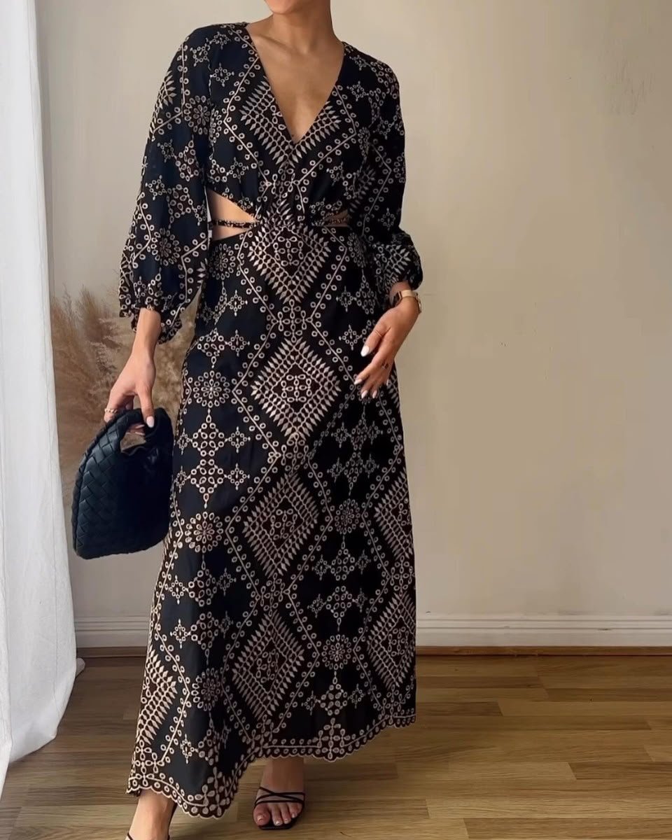 Embroidered Black Dress - Image 5